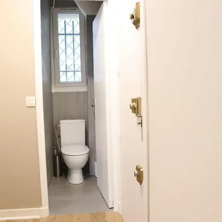 Parisien - Invalides *